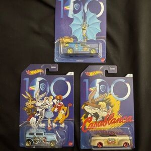 WB 100 x Looney Tunes Hot Wheels Bundle